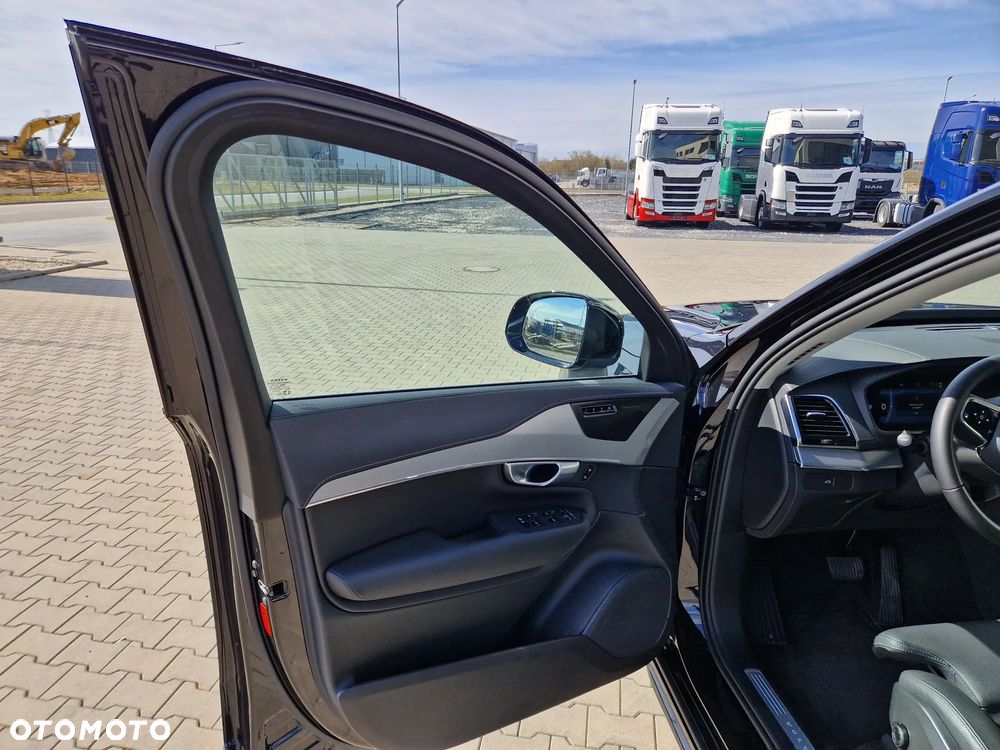 Volvo XC 90 B5 D AWD Plus Bright - 7