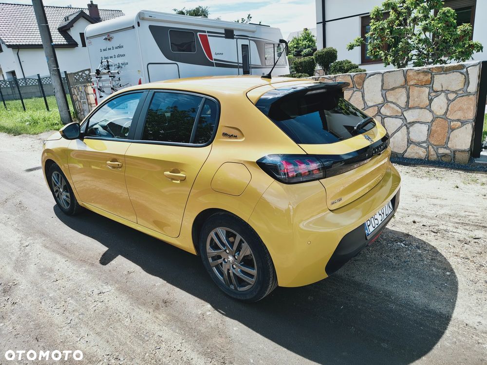 Peugeot 208 1.2 PureTech Active S&S EAT8 - 5