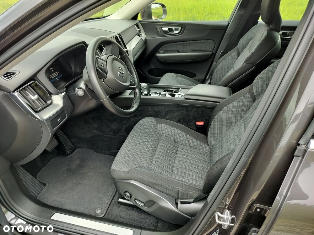Volvo XC 60 B4 B Core - 18