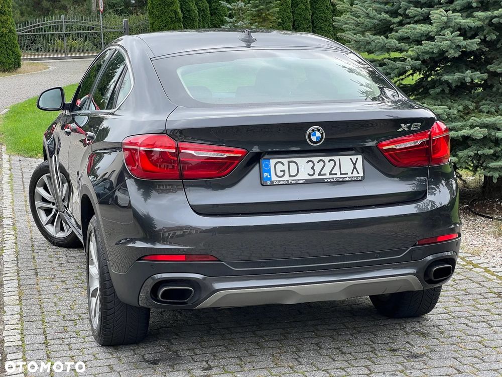 BMW X6 xDrive50i - 6