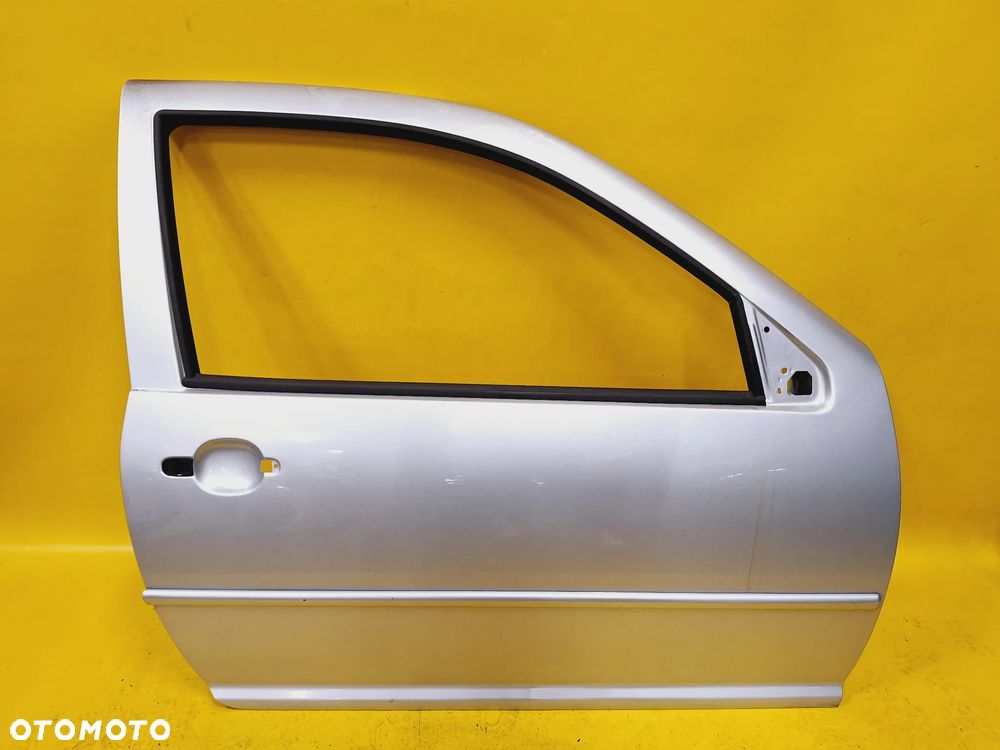 DRZWI PRAWY PRZÓD PRAWE PRZEDNIE VW GOLF IV HB 3D LAK: LA7W NR1680 - 1