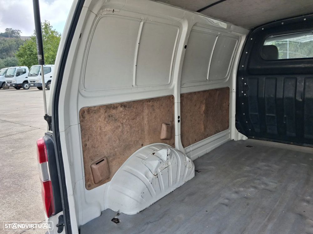 Toyota HiAce 2.5 D-4D Service 2.8T AC - 7