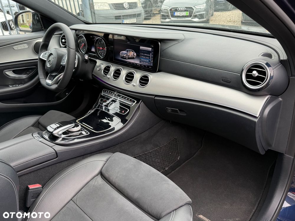 Mercedes-Benz Klasa E 220 d 9G-TRONIC AMG Line - 32