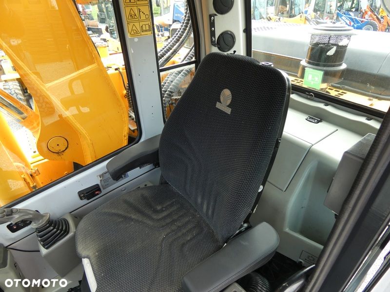 Hyundai 140W-7A / Stan BDB / Ładnie utrzymana / - 12