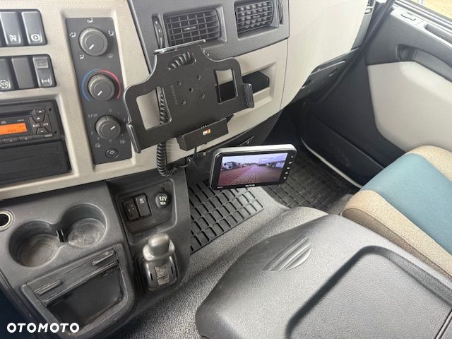 Volvo FL 250 Kontener 24palety /Sypialka/ Ładowność 8700kg/Euro6 - 9