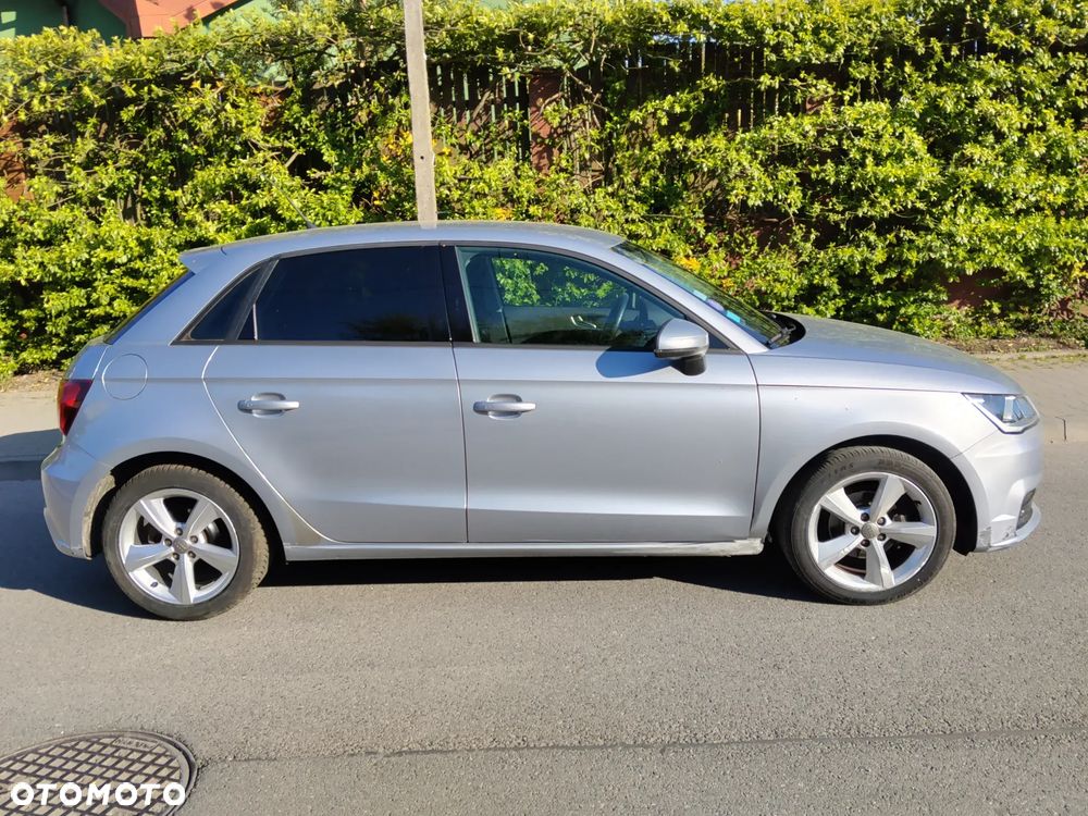 Audi A1 Sportback 1.0 TFSI ultra S tronic - 8