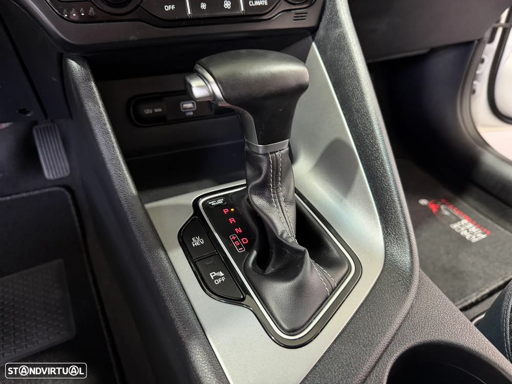 Kia Niro 1.6 GDi PHEV Urban - 31