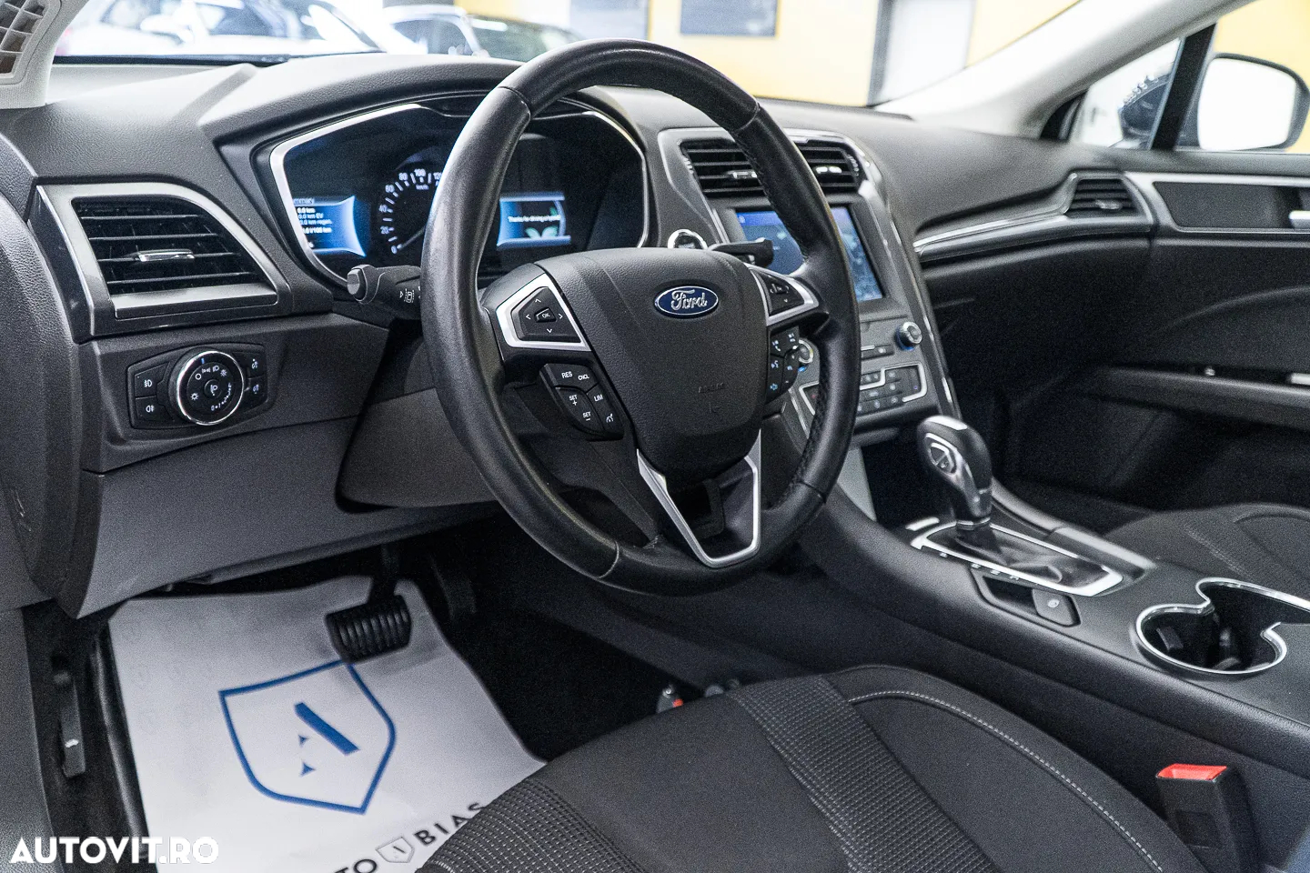 Ford Mondeo 2.0 Ti-VCT Hybrid Titanium - 6
