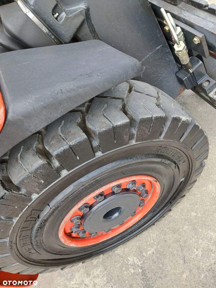 Linde H25T-03 2002rok wolny skok przesuw sprowadzony - 23