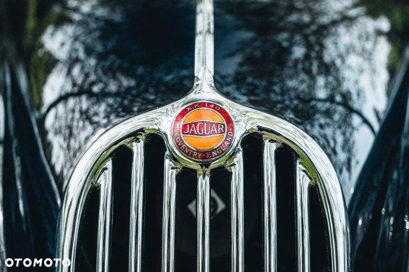Jaguar XK - 4