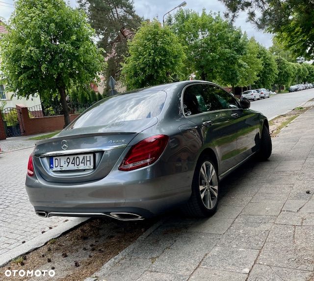 Mercedes-Benz Klasa C 300 9G-TRONIC Edition - 5