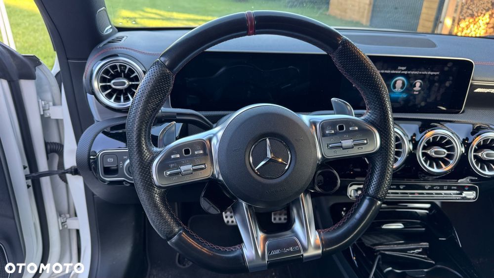 Mercedes-Benz CLA AMG 45 4-Matic 8G-DCT - 13