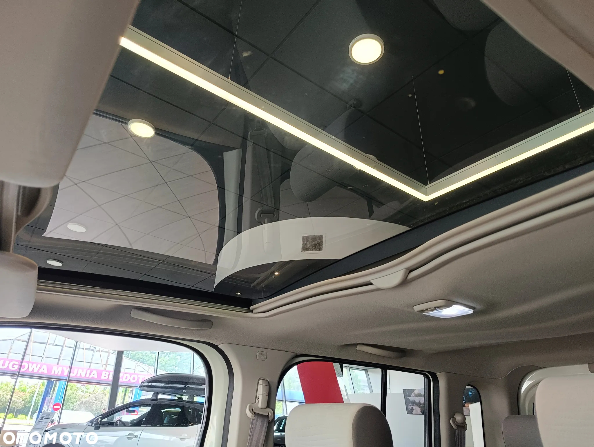Nissan Cube 1.6 - 25