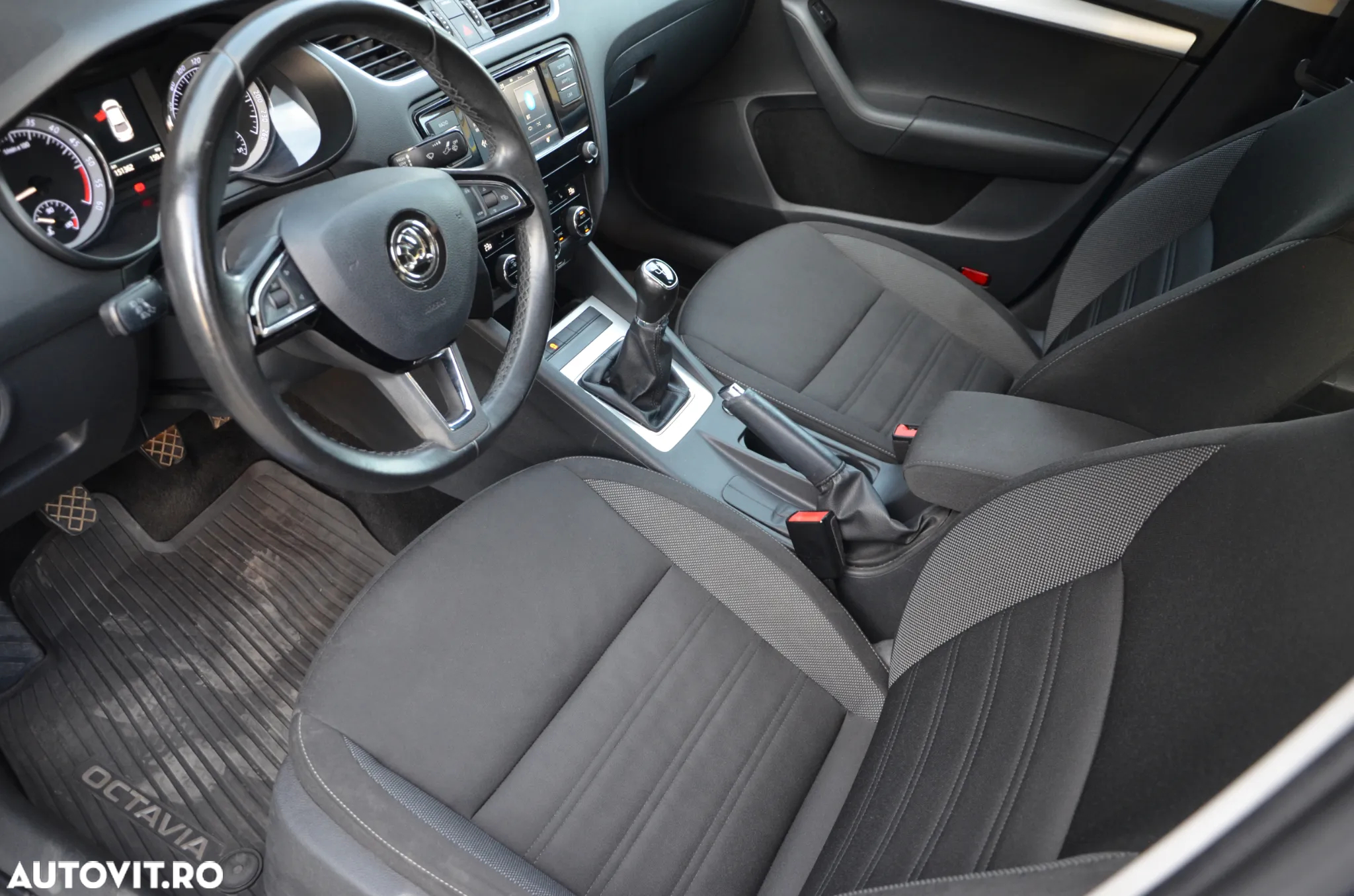 Skoda Octavia - 14