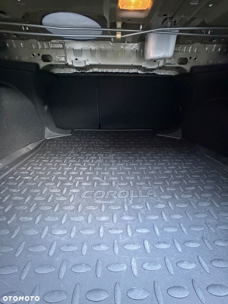 Toyota Corolla 1.8 Hybrid Comfort - 19