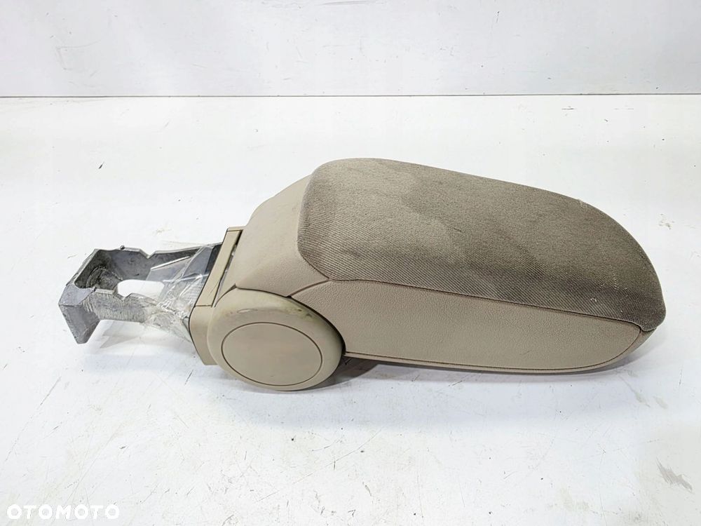PODŁOKIETNIK PRZÓD REGULOWANY AUDI A3 8P 8P0864207B 8C1 BEŻ - 11