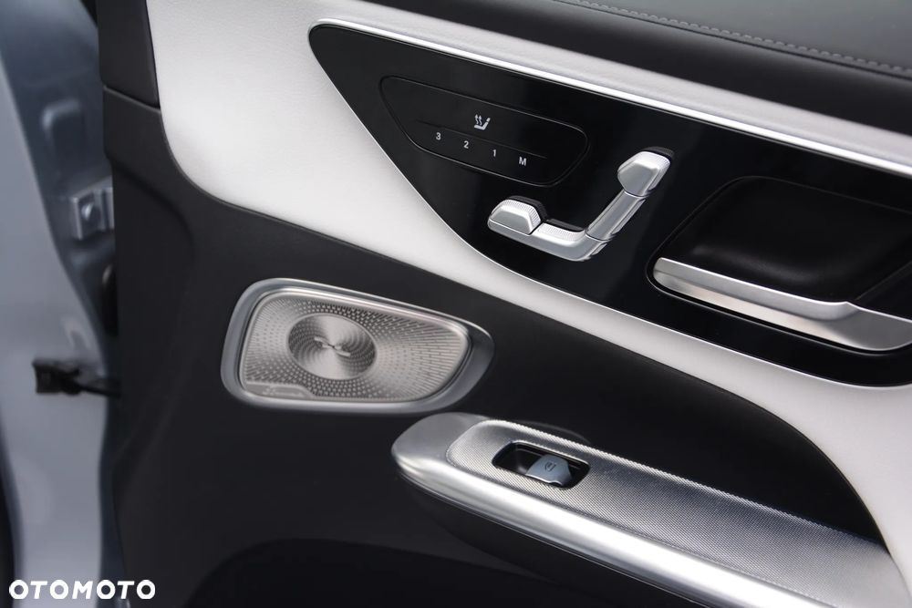 Mercedes-Benz GLC 220 d mHEV 4-Matic AMG Line - 25