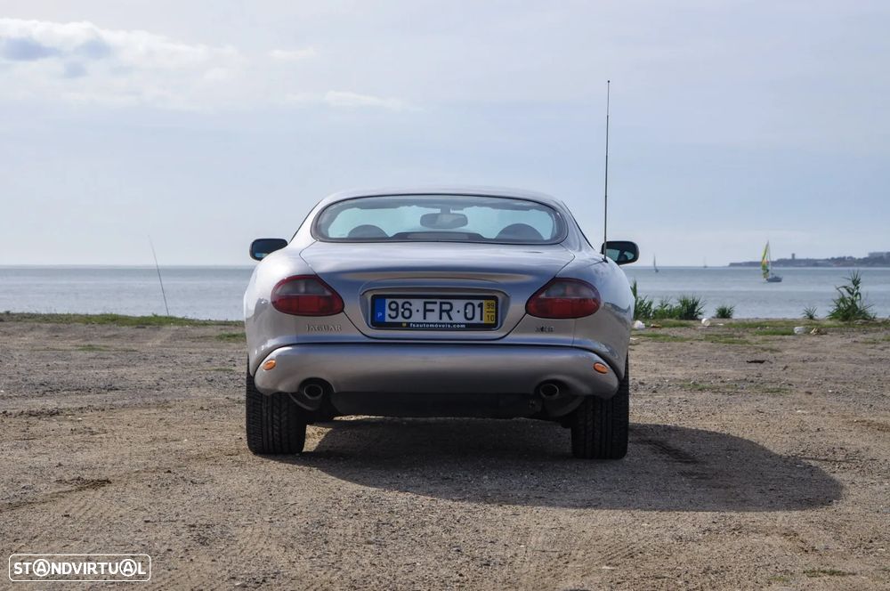 Jaguar XK XK8 4.0 Coupé Pele - 20
