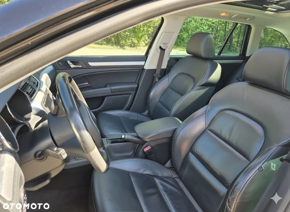 Skoda Superb 1.8 TSI Elegance DSG - 9