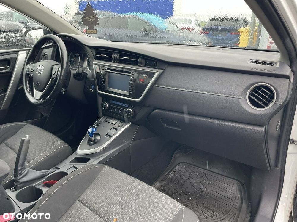 Toyota Auris Hybrid 135 Sprint - 10