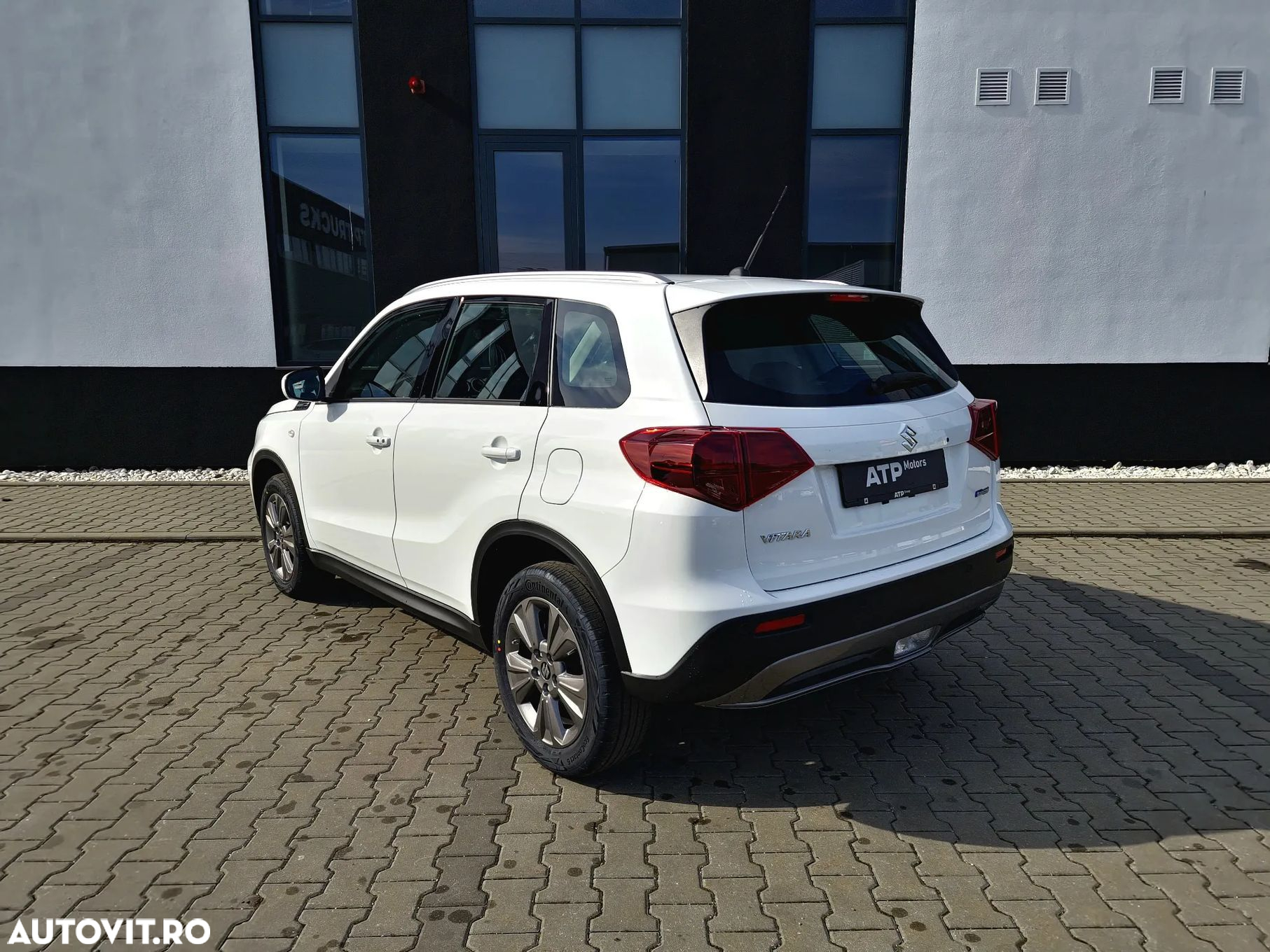 Suzuki Vitara - 3
