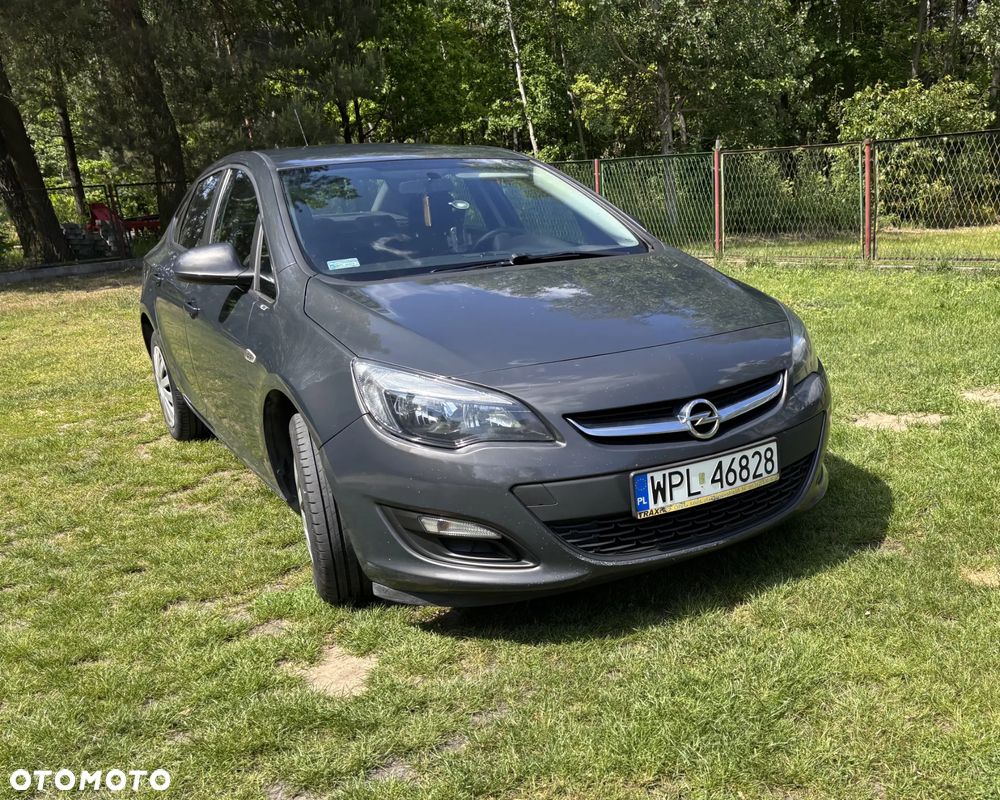 Opel Astra - 4