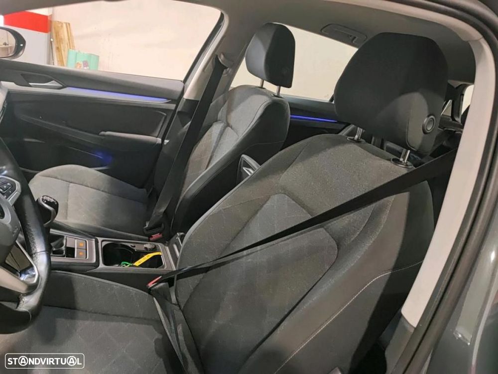 VW Golf - 5