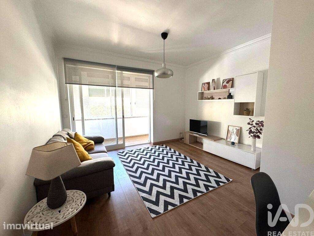 Apartamento T2 em São Domingos De Benfica de 71,00 m2 - Grande imagem: 2/24