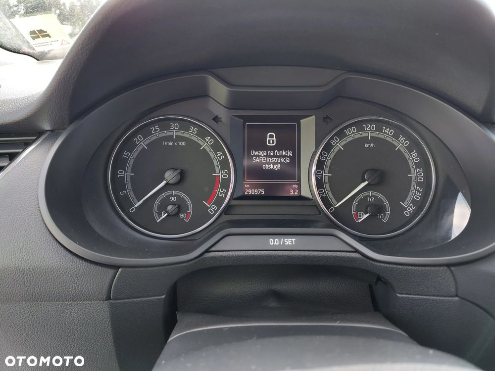 Skoda Octavia 1.6 TDI SCR Ambition - 13