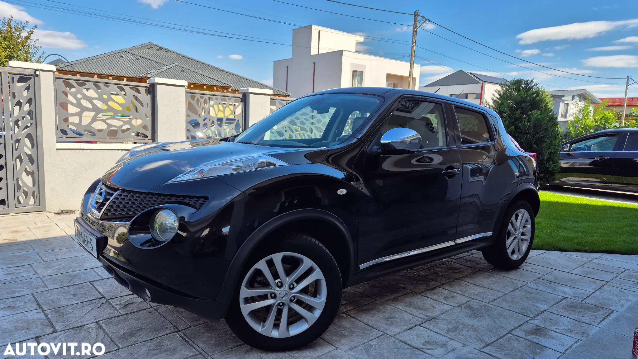 Nissan Juke 1.6L DIG-T Tekna - 11