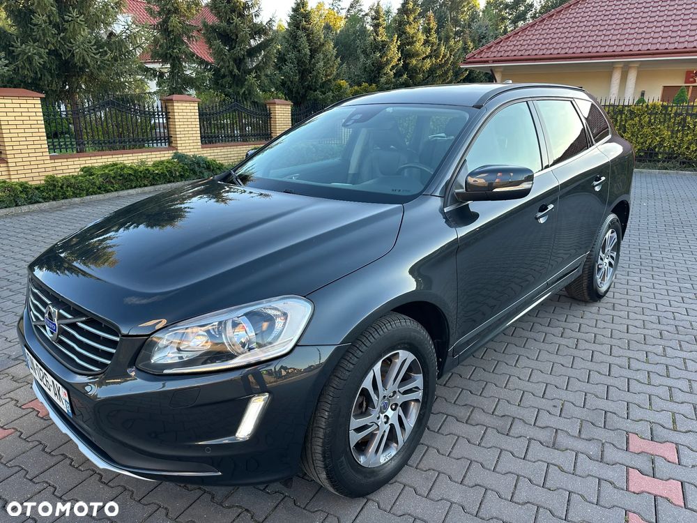 Volvo XC 60 D4 Geartronic Momentum - 4