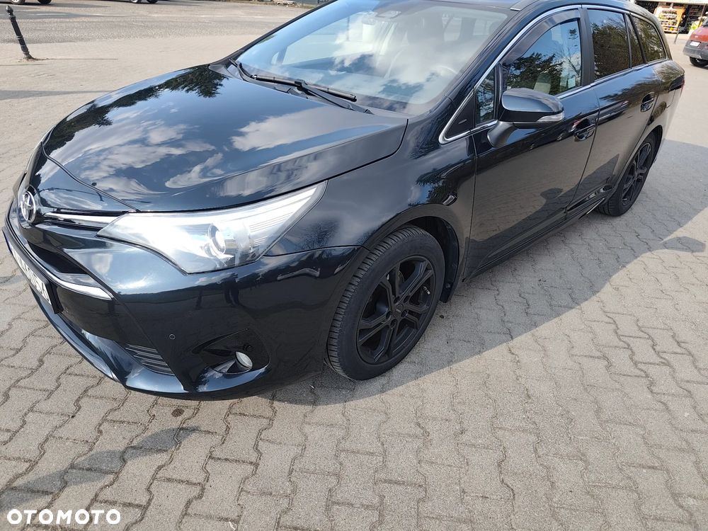Toyota Avensis 1.8 Premium MS - 8
