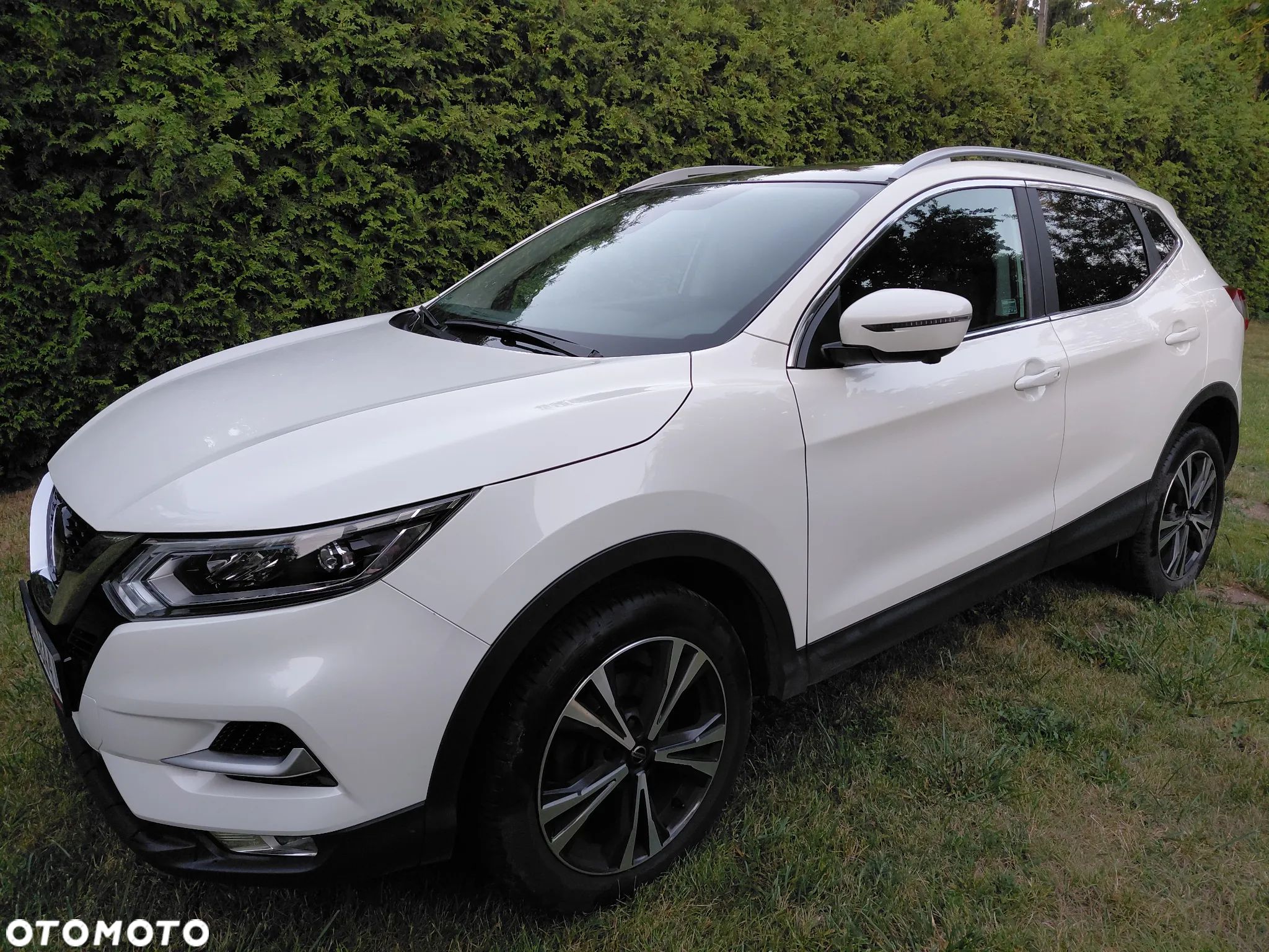Nissan Qashqai 1.3 DIG-T N-Connecta - 1