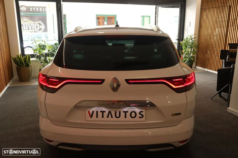 Renault Mégane E-Tech Plug-in 160 R.S. LINE - 28