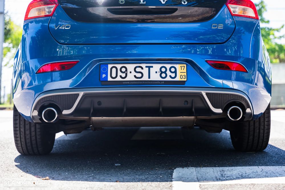 Volvo V40 2.0 D2 R-Design - 10
