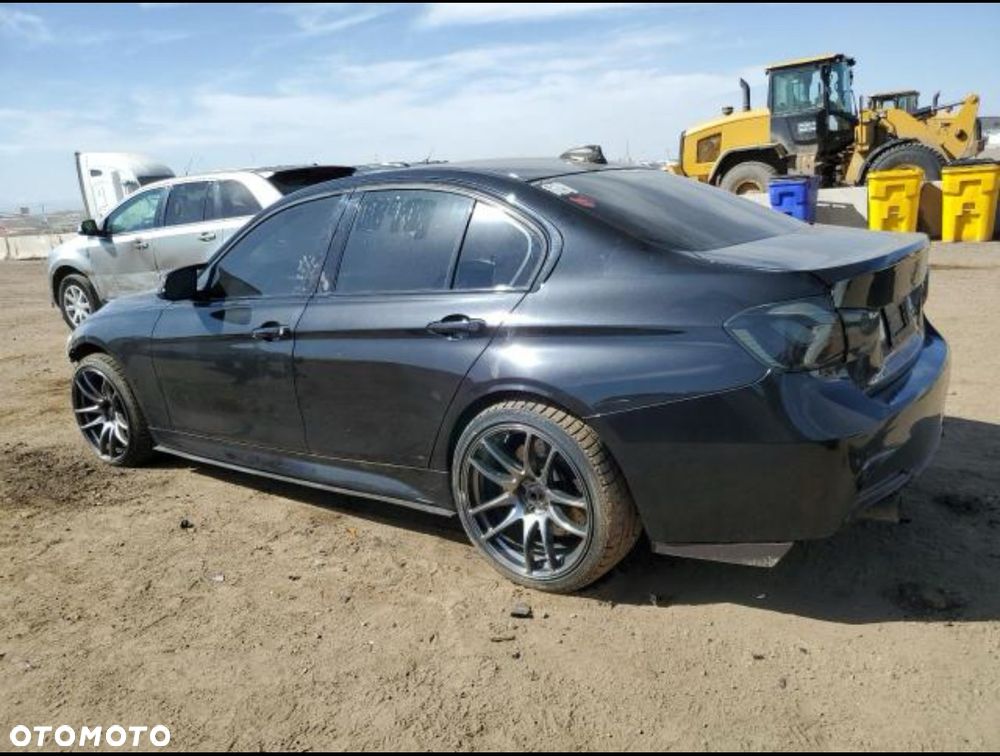 BMW Seria 3 335i - 2