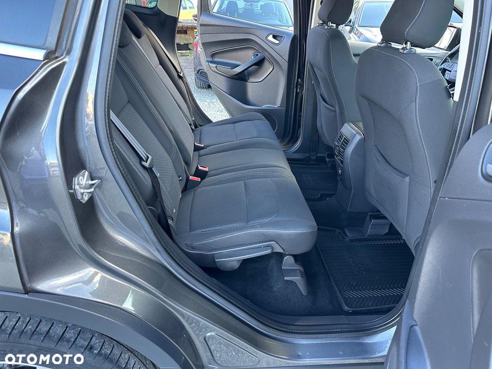 Ford Kuga 2.0 TDCi 4x2 Titanium - 21