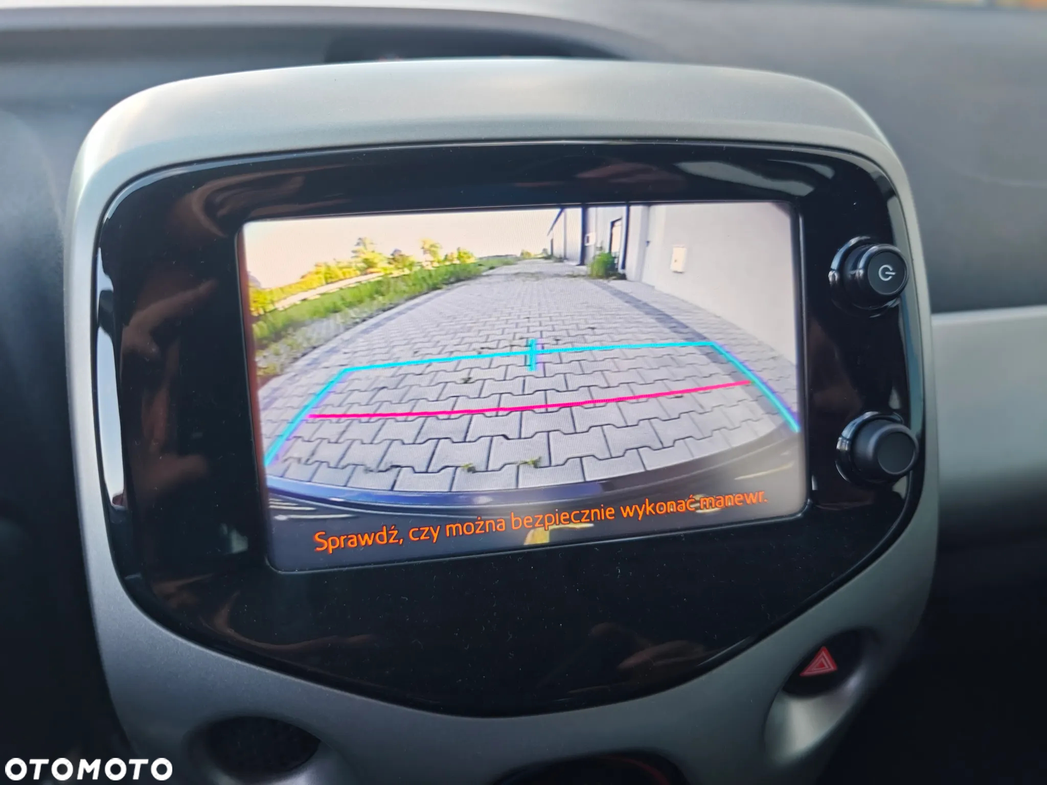 Toyota Aygo 1.0 VVT-i JBL Edition - 12