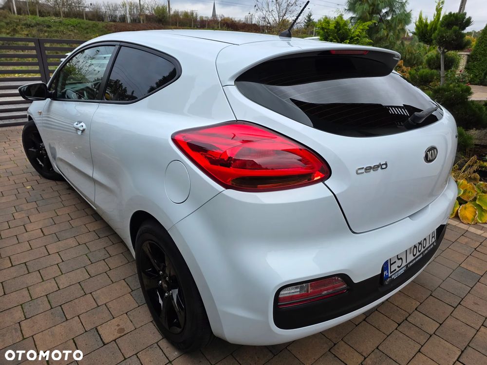 Kia Ceed Cee'd 1.6 CRDi Smart - 15