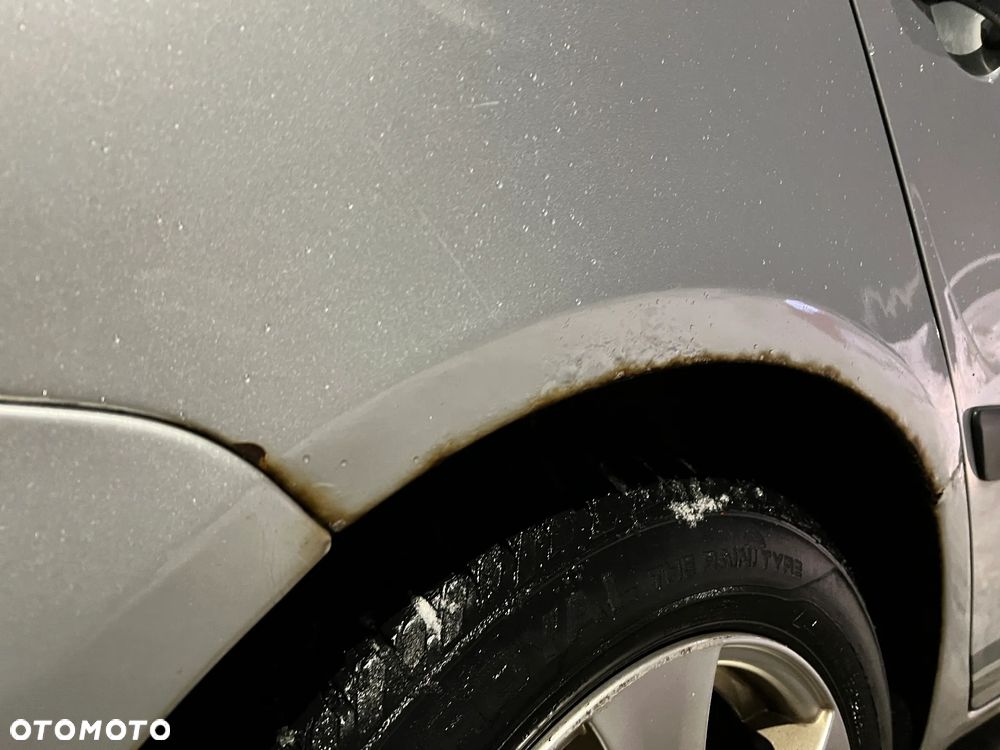 Skoda Fabia 1.6 TDI DPF STYLE EDITION - 11