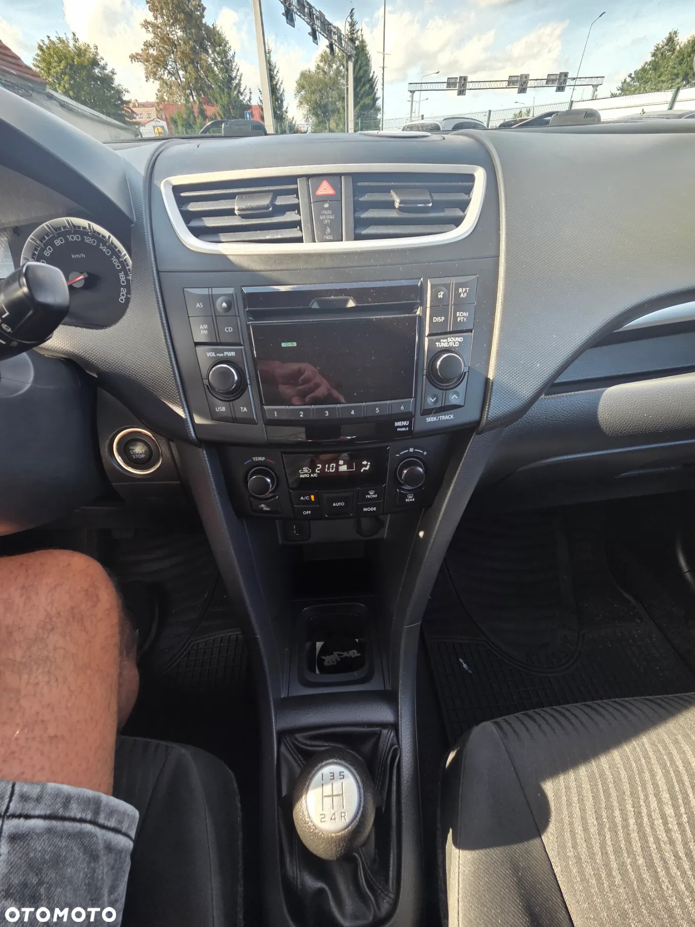 Suzuki Swift 1.2 Premium - 13