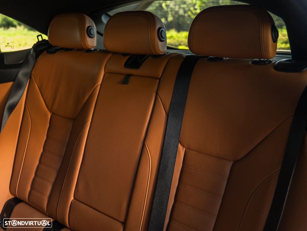BMW i4 eDrive40 Pack Desportivo M - 23