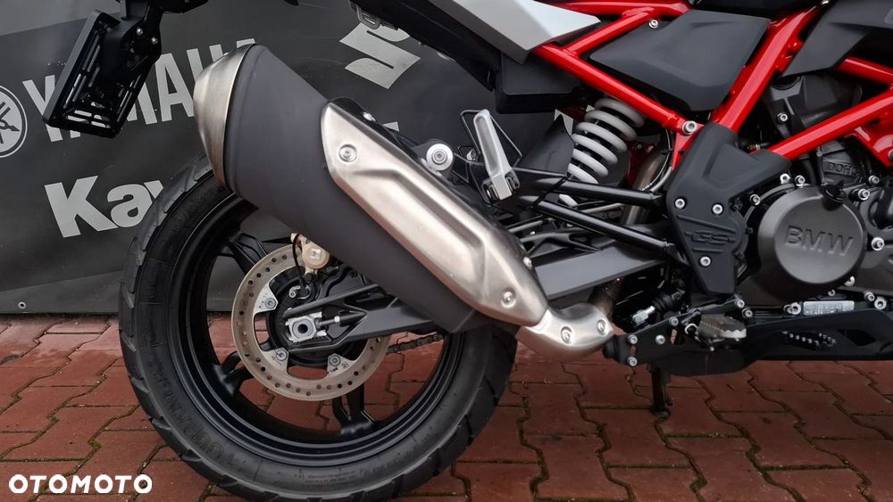 BMW G - 9