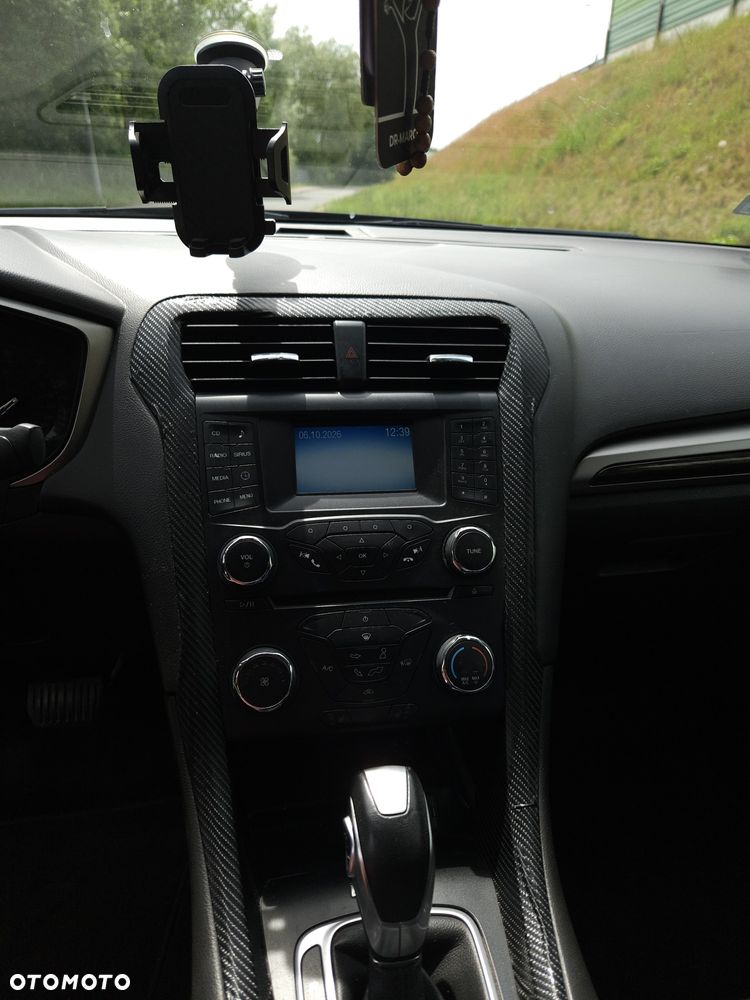 Ford Fusion - 7