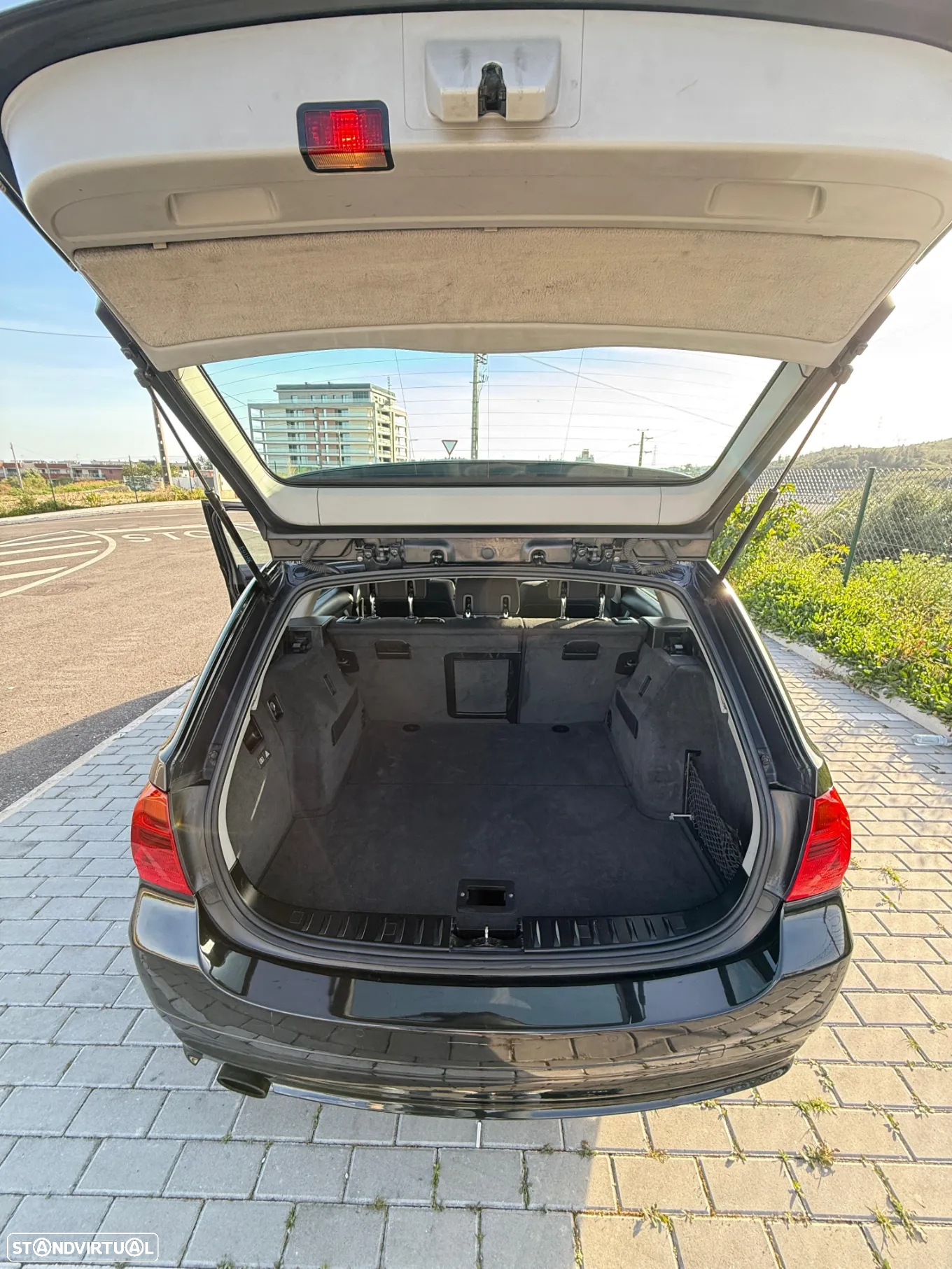 BMW 318 d Touring - 7