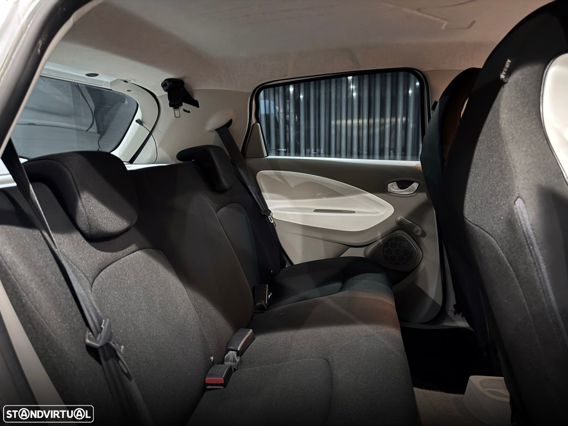 Renault Zoe - 23