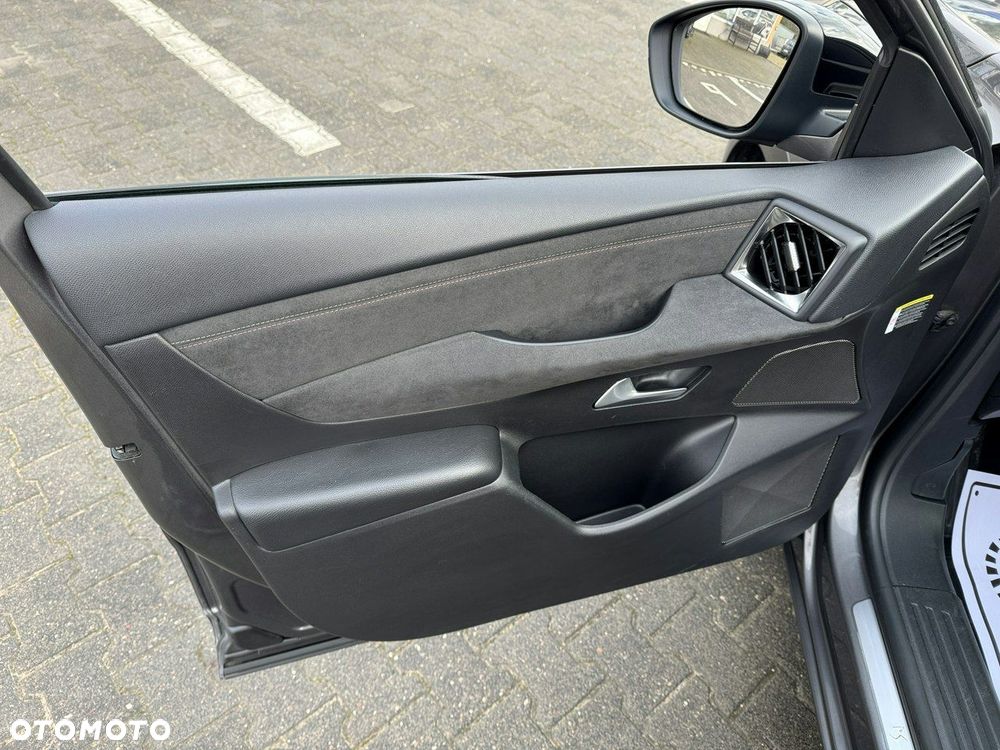 DS Automobiles DS 3 Crossback - 15