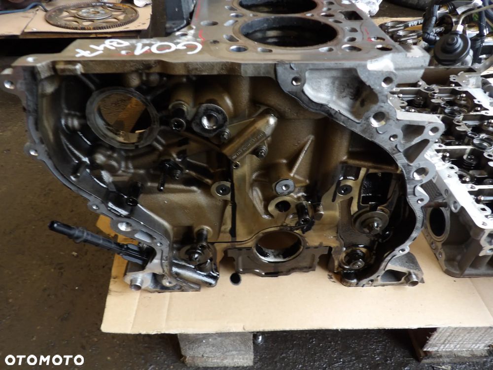 BMW - G01 - B47 D20B - BLOK SILNIKA - 3