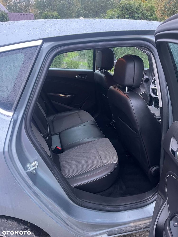 Opel Astra - 9