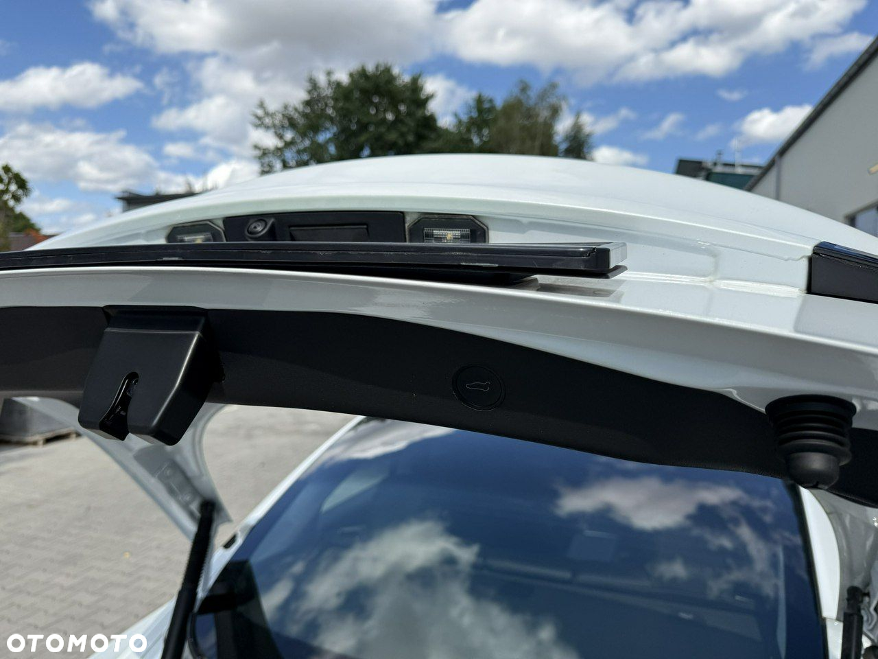 Tesla Model 3 - 26